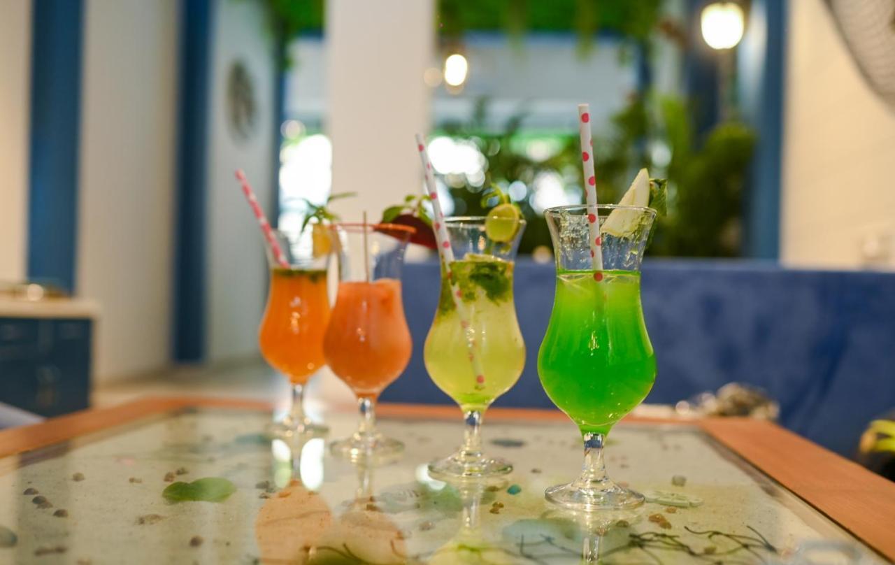 The Voyage - Cafe Hostel Cowork Pune Luaran gambar