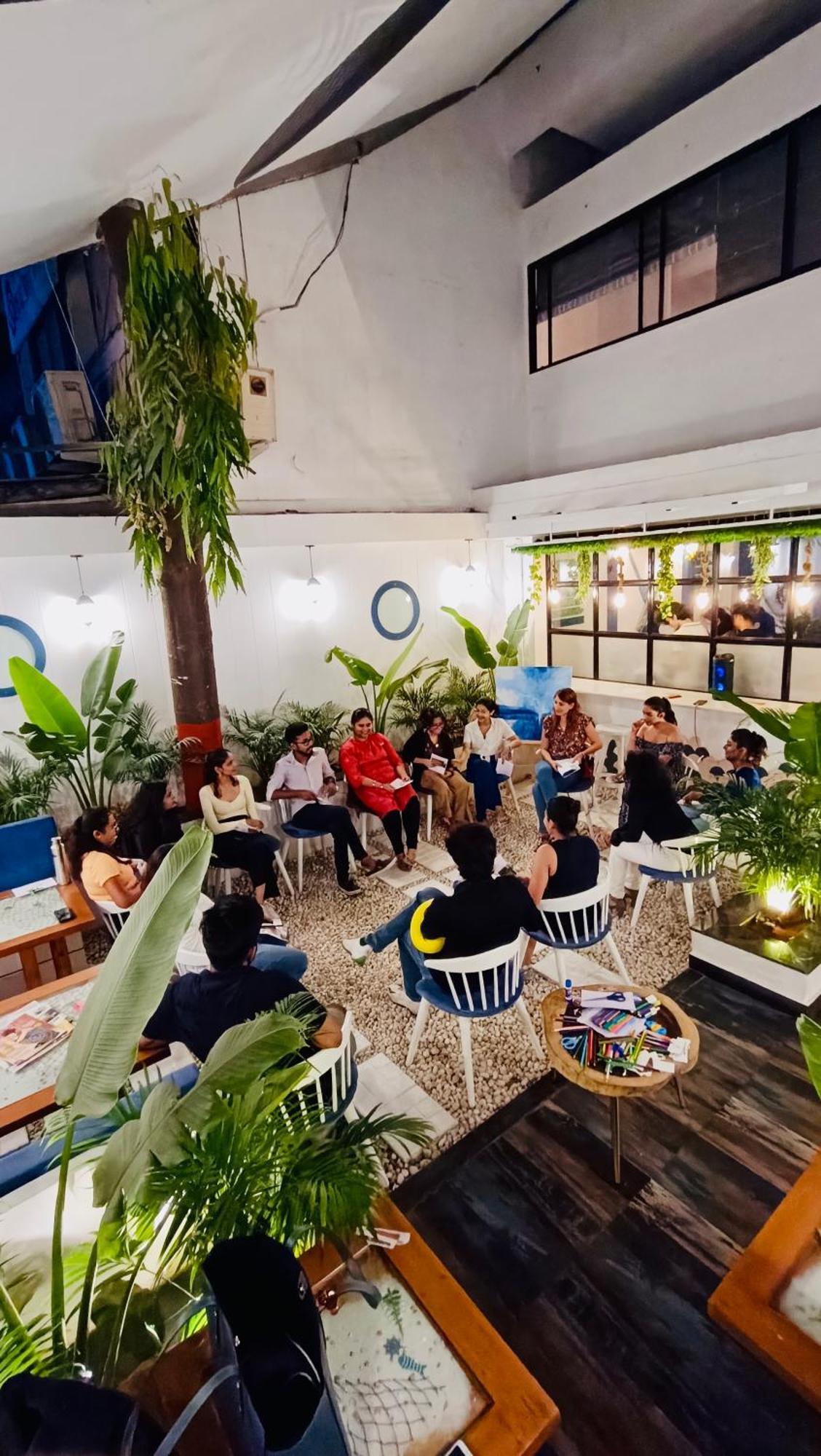 The Voyage - Cafe Hostel Cowork Pune Luaran gambar