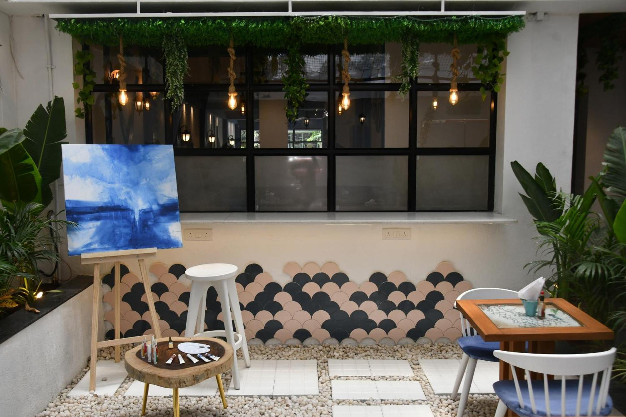 The Voyage - Cafe Hostel Cowork Pune Luaran gambar