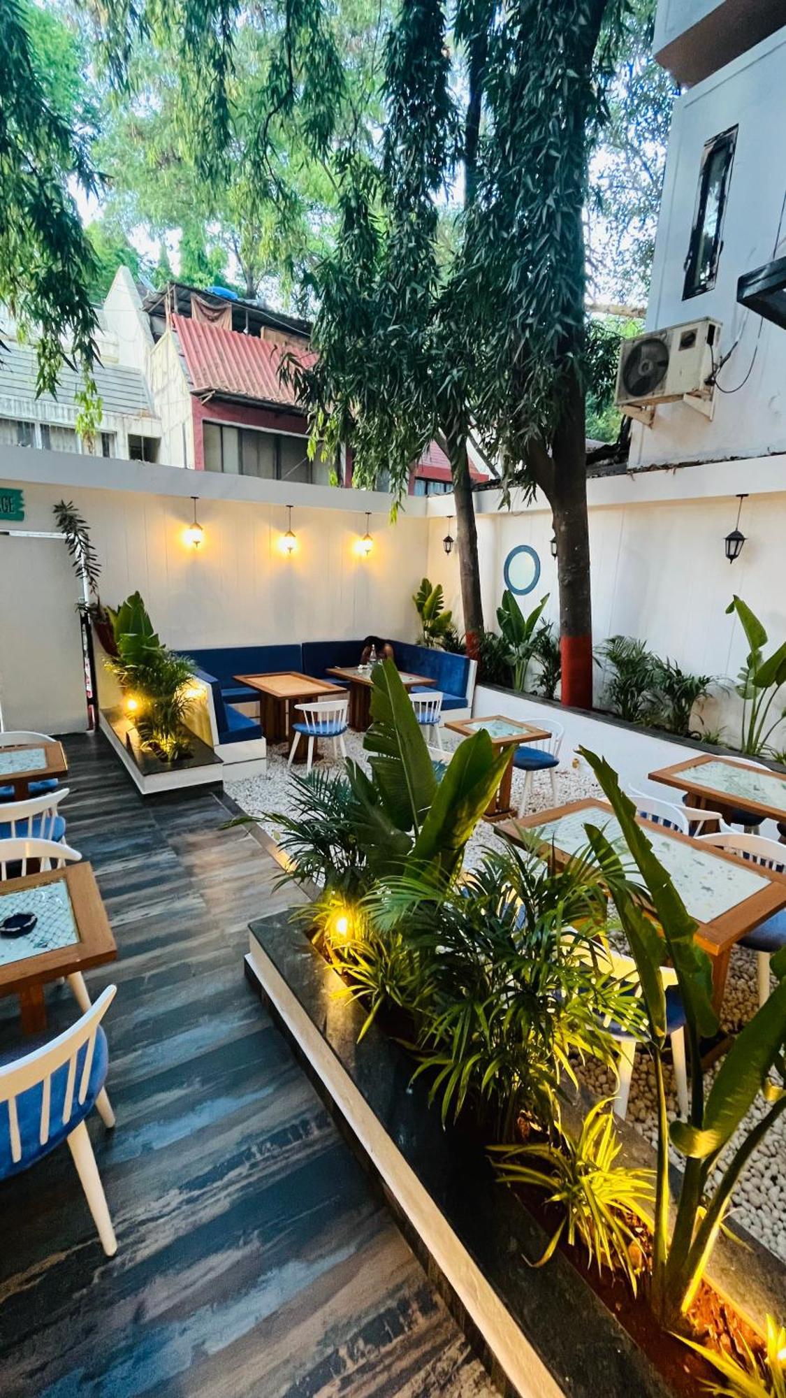 The Voyage - Cafe Hostel Cowork Pune Luaran gambar