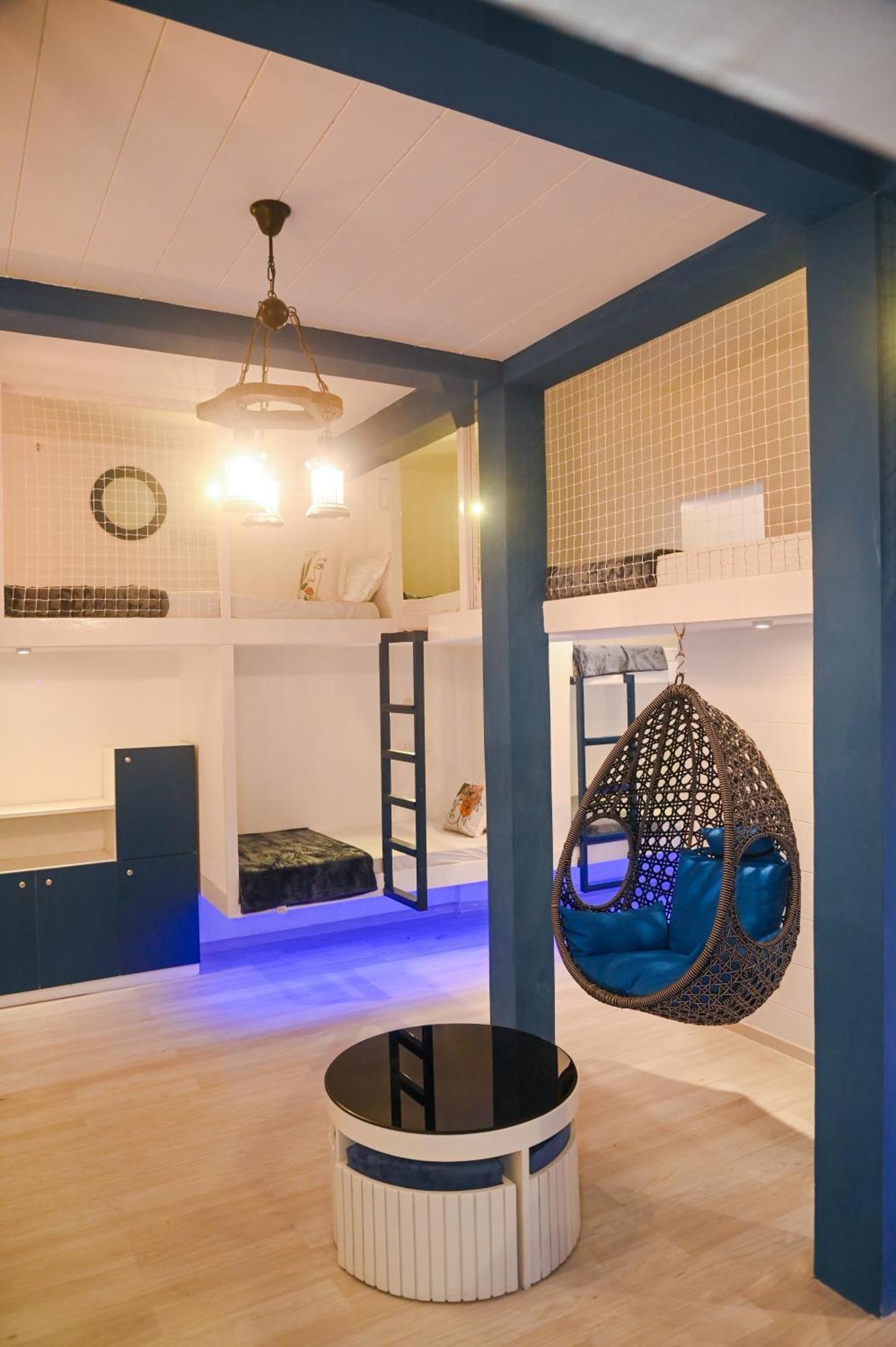 The Voyage - Cafe Hostel Cowork Pune Luaran gambar